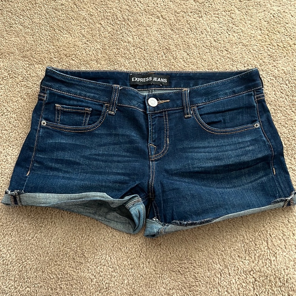 Jean shorts size 2 express jean’s